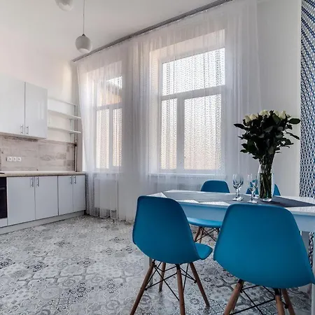 On Kulisha Street Львів