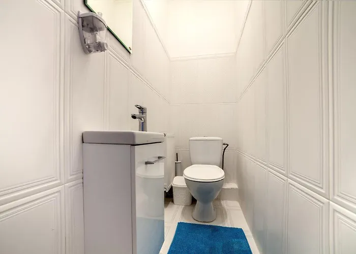 On Kulisha Street Apartamento *